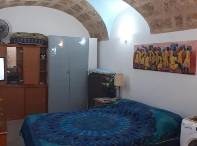 アパート Aura アルゲーロ